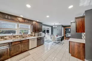 68 Clime Ct, Saint James, NY 11780 - Photo 9