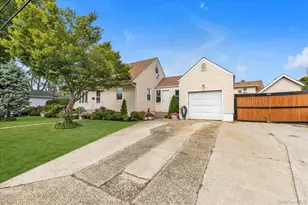 1039 Elizabeth St, Baldwin, NY 11510 - Photo 21