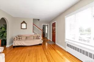 1039 Elizabeth St, Baldwin, NY 11510 - Photo 11