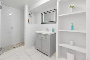 285 Lincoln Ave, Brooklyn, NY 11208 - Photo 27