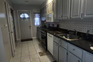 647 St Johns Pl, Brooklyn, NY 11216 - Photo 7