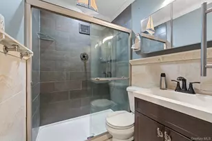 57 Benburb St, Amityville, NY 11701 - Photo 29