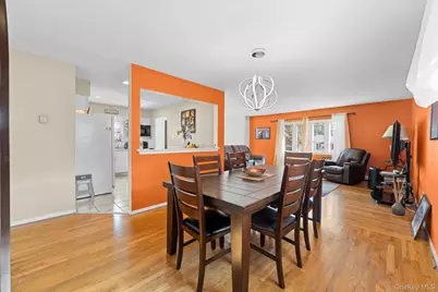 57 Benburb Street, Amityville, NY 11701 - Photo 7