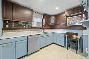 57 Benburb St, Amityville, NY 11701 - Photo 31