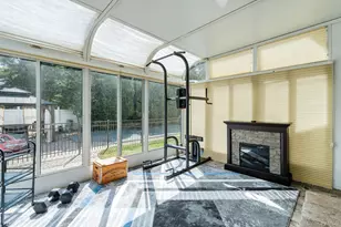 10 Basswood Pl, Melville, NY 11747 - Photo 13