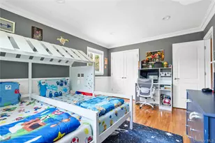 2 Amherst Ln, Smithtown, NY 11787 - Photo 19