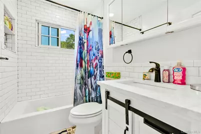 2 Amherst Lane, Smithtown, NY 11787 - Photo 21