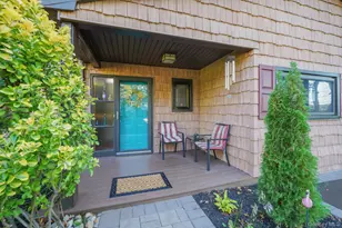 3 Milford Dr, Central Islip, NY 11722 - Photo 5