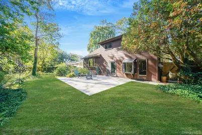 3 Milford Drive, Central Islip, NY 11722 - Photo 7