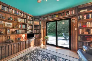 3 Milford Dr, Central Islip, NY 11722 - Photo 23