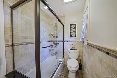 3 Milford Drive, Central Islip, NY 11722 - Photo 39