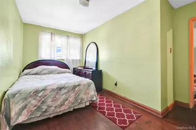 1472 Stickney Place, Bronx, NY 10469 - Photo 9