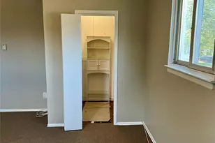 17 Rural Ln, Levittown, NY 11756 - Photo 15