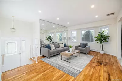 101 Stuart Avenue, Malverne, NY 11565 - Photo 5