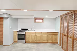 56-35 174th St, Fresh Meadows, NY 11365 - Photo 19