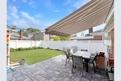 5635 174th Street, Fresh Meadows, NY 11365 - Photo 23