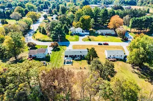 151 Rothenburgh Rd, Poughkeepsie, NY 12603 - Photo 3