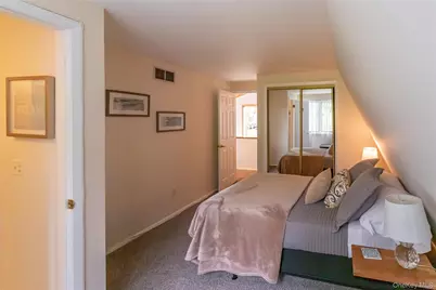 18 Alanson Lane, Hampton Bays, NY 11946 - Photo 17