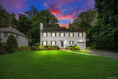 23 Parkside Drive, Great Neck, NY 11021 - Photo 1