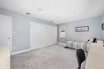 23 Parkside Drive, Great Neck, NY 11021 - Photo 41