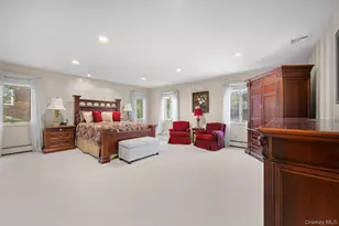 23 Parkside Dr, Great Neck, NY 11021 - Photo 29