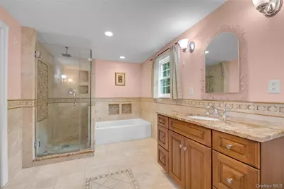 10 Field Avenue, Hicksville, NY 11801 - Photo 17