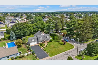 10 Field Avenue, Hicksville, NY 11801 - Photo 37