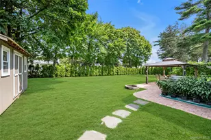 10 Field Ave, Hicksville, NY 11801 - Photo 29