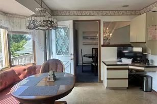 311 Riviera Pkwy, Lindenhurst, NY 11757 - Photo 23