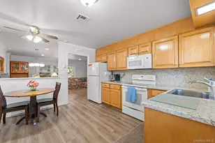 46 Trent Ct, Ridge, NY 11961 - Photo 7