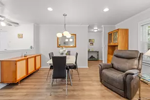 46 Trent Ct, Ridge, NY 11961 - Photo 11