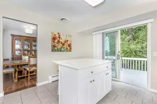 67 Cardinal Dr, Poughkeepsie, NY 12601 - Photo 11