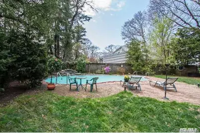 204 Margaret Boulevard, Merrick, NY 11566 - Photo 17