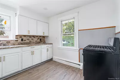 175 Washington Street, Poughkeepsie, NY 12601 - Photo 15