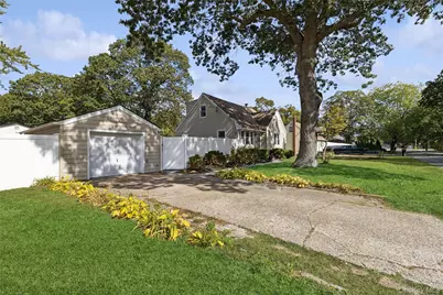 45 Pinetop Drive, Shirley, NY 11967 - Photo 5