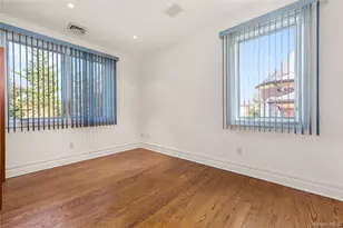 1-04 Malba Dr, Whitestone, NY 11357 - Photo 17