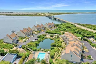 7 Waters Edge, Shirley, NY 11967 - Photo 3