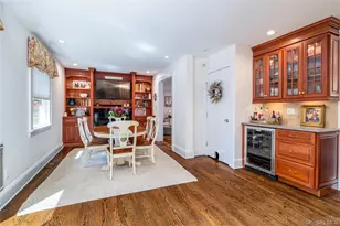 18 Midwood Rd, Rockville Centre, NY 11570 - Photo 7