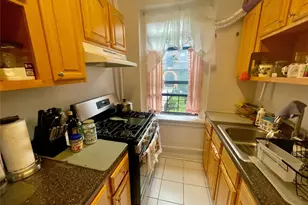 62-64 Saunders St, Rego Park, NY 11374 - Photo 9