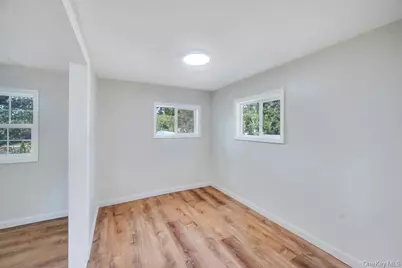 815 Udall Road, West Islip, NY 11795 - Photo 31