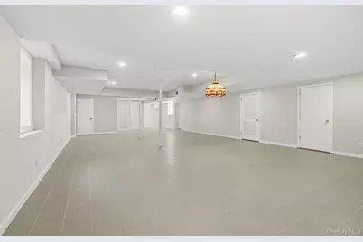 10 Cooper Road, Scarsdale, NY 10583 - Photo 39