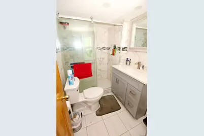 642 Dorothea Lane, Elmont, NY 11003 - Photo 15