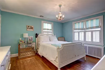 169 Hempstead Avenue, Rockville Centre, NY 11570 - Photo 25