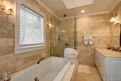 169 Hempstead Avenue, Rockville Centre, NY 11570 - Photo 23