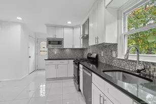 105 Sprague Rd, Scarsdale, NY 10583 - Photo 9