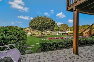 35 Manta Ct, Oakdale, NY 11769 - Photo 25