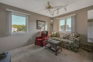 35 Manta Ct, Oakdale, NY 11769 - Photo 15