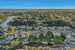 35 Manta Ct, Oakdale, NY 11769 - Photo 29