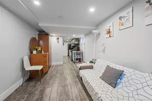 48-05 186th St, Fresh Meadows, NY 11365 - Photo 13