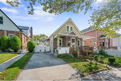 48-05 186th St., Fresh Meadows, NY 11365 - Photo 1